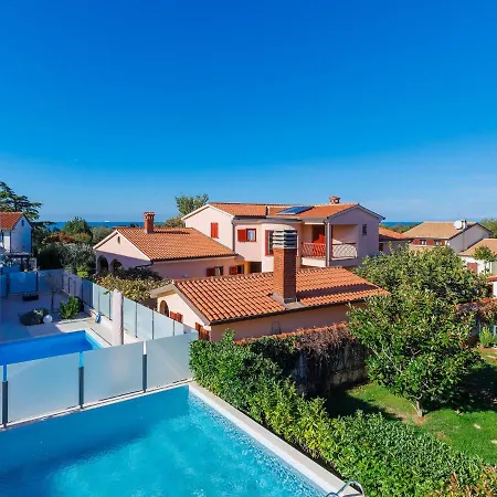 Casa de Férias Holiday Pura Vida By Interhome