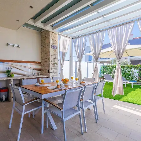 Holiday Pura Vida By Interhome * Savudrija
